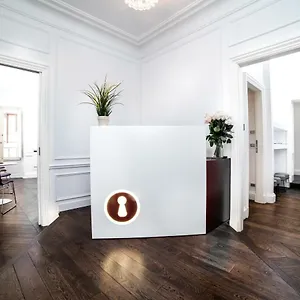 Youroom Carrozze Guest house Rome